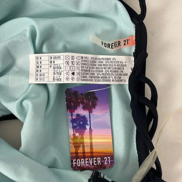 Forever 21 Women’s One Piece Swimsuit Size Medium Black Strappy NWT - Picture 3 of 7